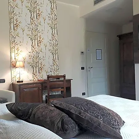 Limax Acis 4*