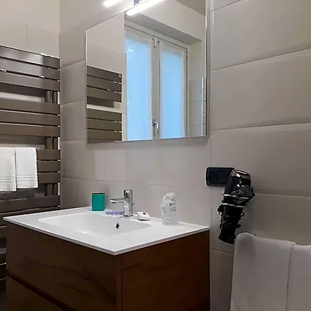 Hotel Limax Acis