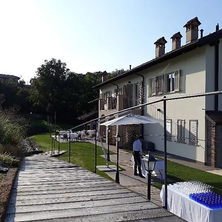 Limax Acis Hotel