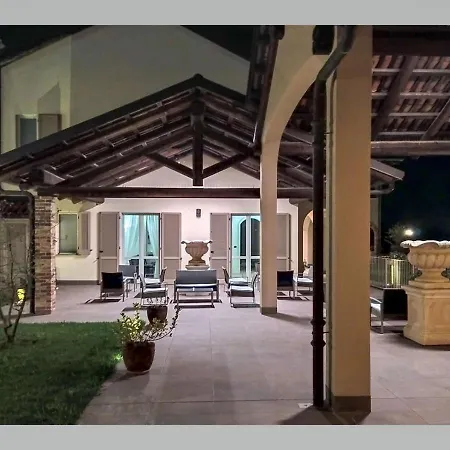 Hotel Limax Acis